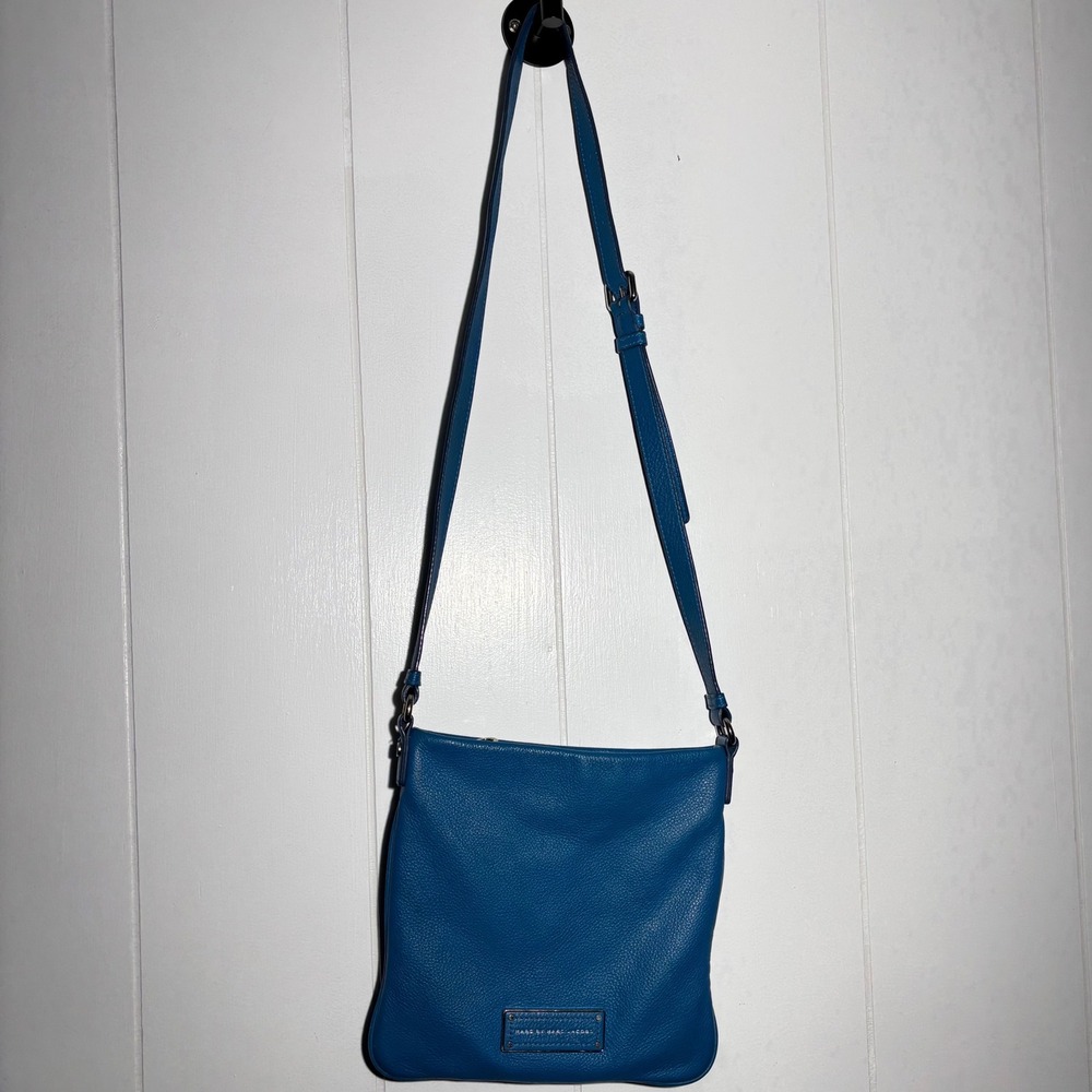 Marc by Marc Jacobs Blue Pebbled Leather Crossbody Bag Minimalst Everyday